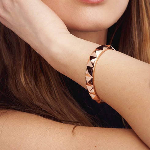 BRACCIALE RIGIDO DORATO ROSA PIRAMIDI 2000