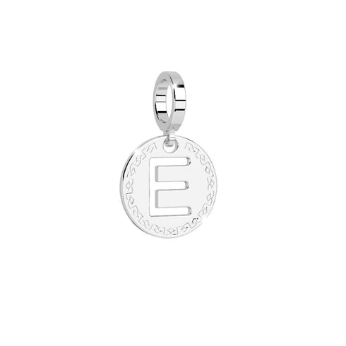 CHARM CON INIZIALE PENDENTE INCISA BWLPBE05