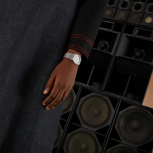 Gucci 25H 30mm stainless steel multi layered case, bezel set with diamonds, white brass dial with motif, five links stainless steel bracelet YA163503