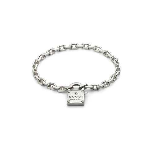 Trademark Bracelet in sterling silver with padlock motif and Gucci trademark detail YBA796341001